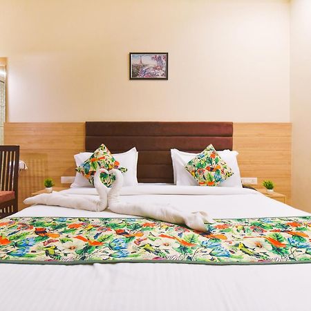 Hotel Remark Udaipur Eksteriør billede